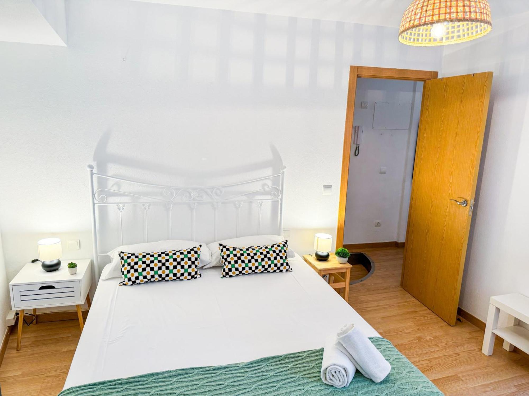 Appartement Travesia Del Pirineo Turistea à Huesca Extérieur photo